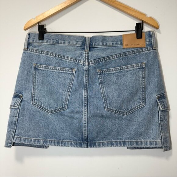 Aritzia Denim Forum The '90s Cargo Mini Denim Skirt size 28 - Picture 6 of 12